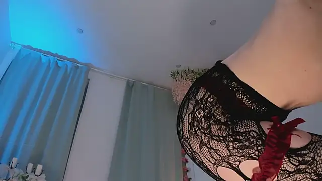 LilianKroft online show from 03-18-25, 12:25