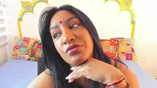 LadyNahir online show from 10-25-25, 08:36