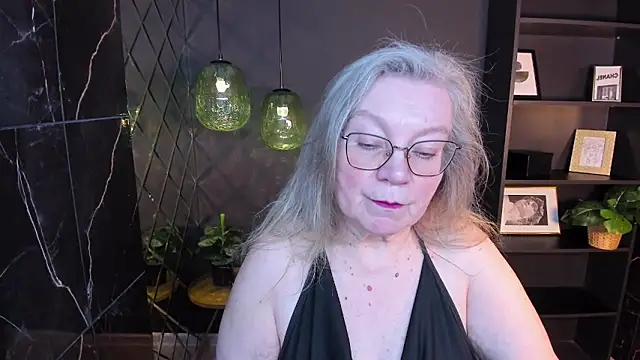 NataliMellow online show from 04-20-26, 01:14