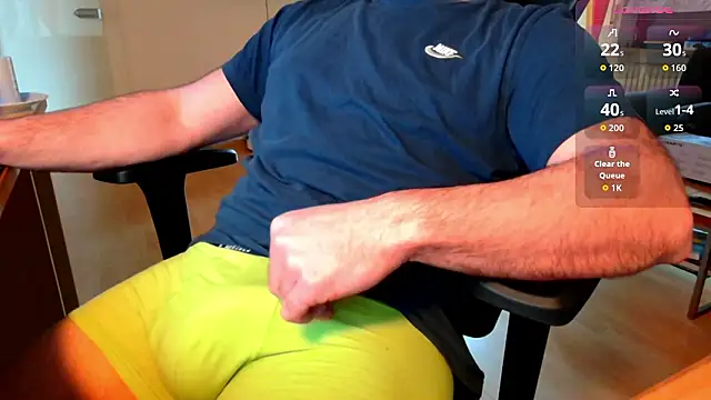 Snapshot of TommyGerm chatting on 03-28-26, 01:22 TommyGerm online show from 03-28-26, 01:22