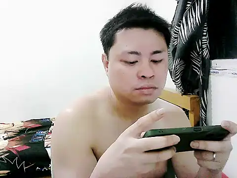 Snapshot of SirViceBoy2020 chatting on 03-29-26, 02:06 SirViceBoy2020 online show from 03-29-26, 02:06
