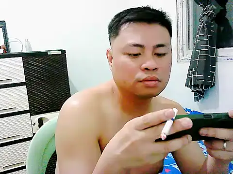 Snapshot of SirViceBoy2020 chatting on 05-31-26, 02:02 SirViceBoy2020 online show from 05-31-26, 02:02