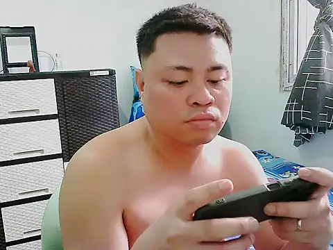 Snapshot of SirViceBoy2020 chatting on 06-01-26, 12:23 SirViceBoy2020 online show from 06-01-26, 12:23