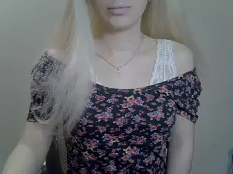 Snapshot of DitaVira chatting on 01-07-25, 07:28 DitaVira online show from 01-07-25, 07:28