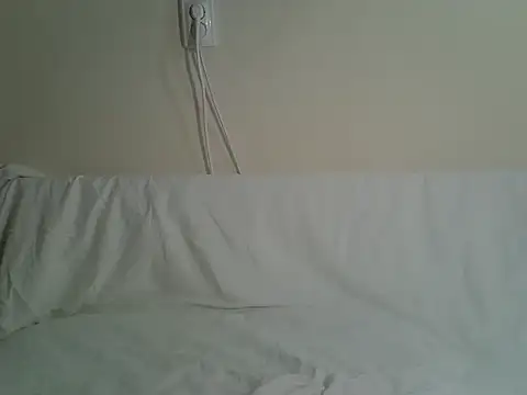 Snapshot of DitaVira chatting on 12-18-25, 08:04 DitaVira online show from 12-18-25, 08:04