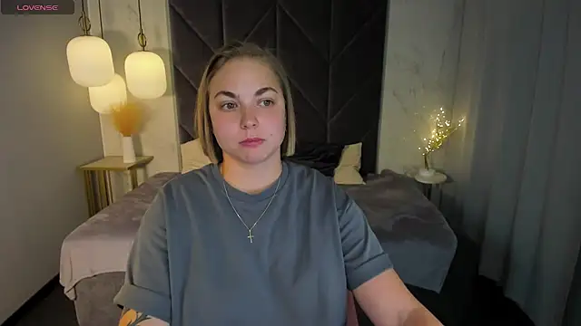 Snapshot of TataArdent chatting on 12-06-24, 02:57 TataArdent online show from 12-06-24, 02:57