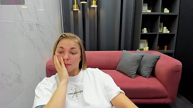 Snapshot of TataArdent chatting on 12-12-24, 11:03 TataArdent online show from 12-12-24, 11:03