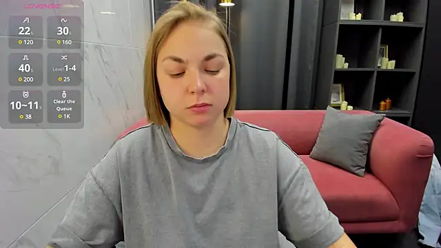 Snapshot of TataArdent chatting on 12-22-24, 02:39 TataArdent online show from 12-22-24, 02:39