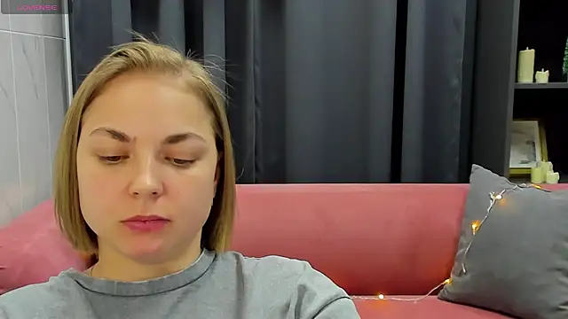 Snapshot of TataArdent chatting on 12-27-24, 08:28 TataArdent online show from 12-27-24, 08:28