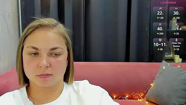 Snapshot of TataArdent chatting on 01-07-25, 02:20 TataArdent online show from 01-07-25, 02:20