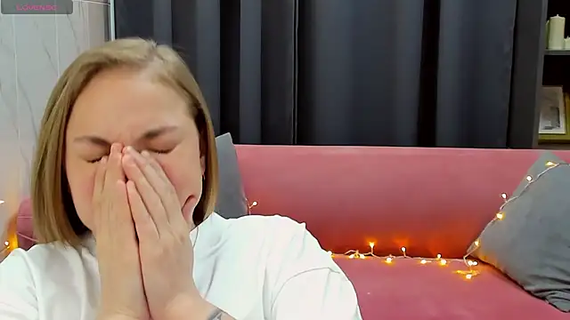 Snapshot of TataArdent chatting on 01-09-25, 11:13 TataArdent online show from 01-09-25, 11:13