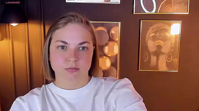 Snapshot of TataArdent chatting on 01-21-25, 08:11 TataArdent online show from 01-21-25, 08:11