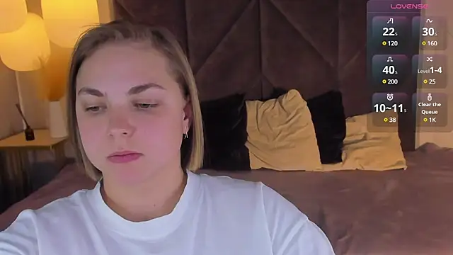 Snapshot of TataArdent chatting on 01-25-25, 02:26 TataArdent online show from 01-25-25, 02:26