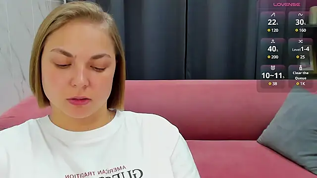 Snapshot of TataArdent chatting on 01-28-25, 02:21 TataArdent online show from 01-28-25, 02:21