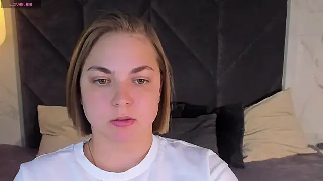 Snapshot of TataArdent chatting on 01-30-25, 08:31 TataArdent online show from 01-30-25, 08:31