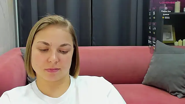 Snapshot of TataArdent chatting on 02-10-25, 11:34 TataArdent online show from 02-10-25, 11:34