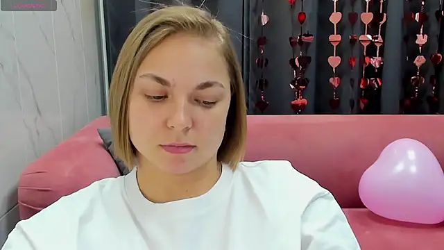 Snapshot of TataArdent chatting on 02-13-25, 08:13 TataArdent online show from 02-13-25, 08:13