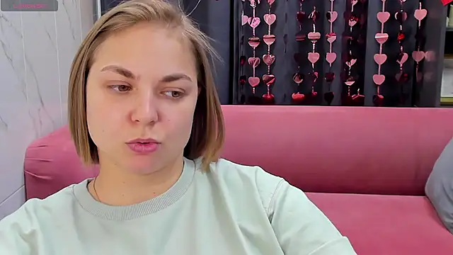 Snapshot of TataArdent chatting on 02-17-25, 08:04 TataArdent online show from 02-17-25, 08:04