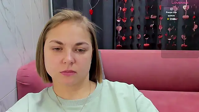 Snapshot of TataArdent chatting on 02-17-25, 11:09 TataArdent online show from 02-17-25, 11:09