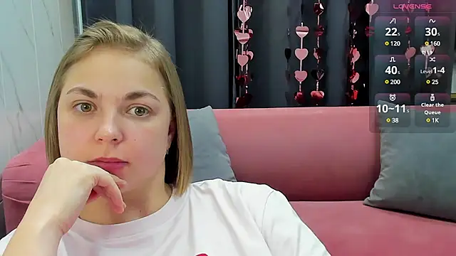 Snapshot of TataArdent chatting on 02-19-25, 02:23 TataArdent online show from 02-19-25, 02:23