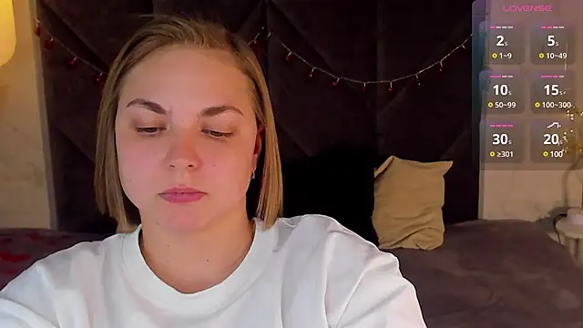 Snapshot of TataArdent chatting on 02-21-25, 02:50 TataArdent online show from 02-21-25, 02:50