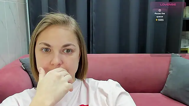 Snapshot of TataArdent chatting on 03-17-25, 08:09 TataArdent online show from 03-17-25, 08:09