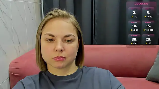 Snapshot of TataArdent chatting on 03-18-25, 11:42 TataArdent online show from 03-18-25, 11:42