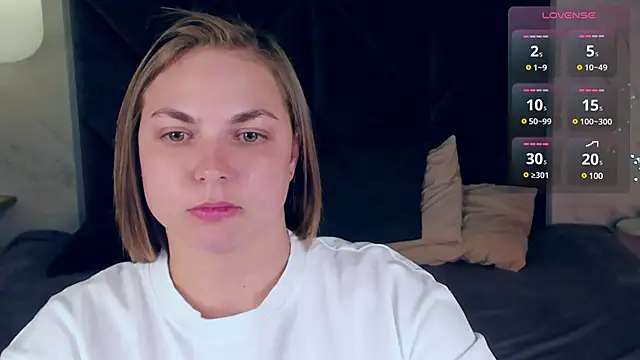 Snapshot of TataArdent chatting on 03-20-25, 11:34 TataArdent online show from 03-20-25, 11:34