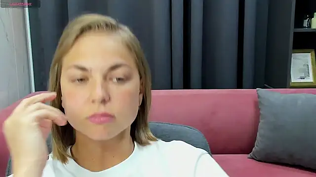 Snapshot of TataArdent chatting on 10-23-25, 08:51 TataArdent online show from 10-23-25, 08:51