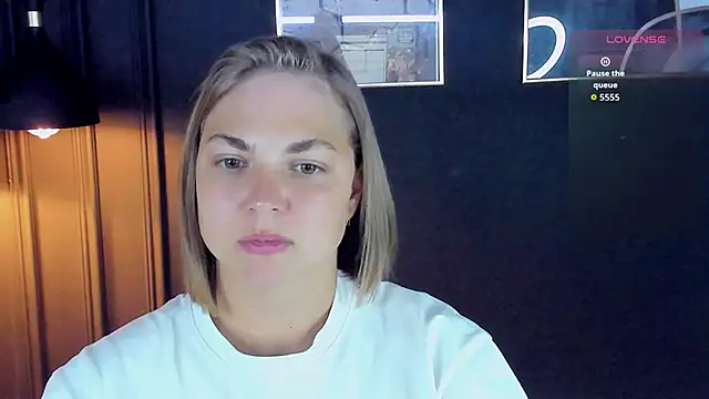 Snapshot of TataArdent chatting on 11-03-25, 08:21 TataArdent online show from 11-03-25, 08:21