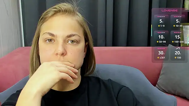 Snapshot of TataArdent chatting on 12-15-25, 08:24 TataArdent online show from 12-15-25, 08:24