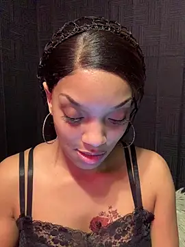 Rakiyahcharms online show from 12-18-25, 05:13