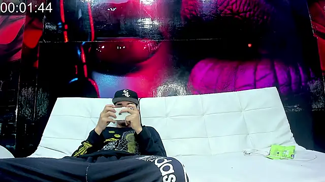 AmazingPartys online show from 03-22-26, 08:01