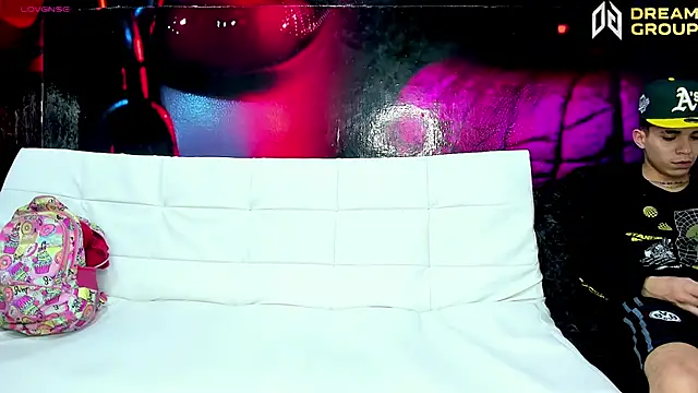 AmazingPartys online show from 04-17-26, 07:39