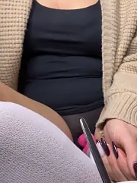 Snapshot of Wet-Pussycat chatting on 02-04-26, 10:26 Wet-Pussycat online show from 02-04-26, 10:26