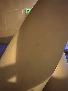 Snapshot of Wet-Pussycat chatting on 03-13-26, 05:19 Wet-Pussycat online show from 03-13-26, 05:19