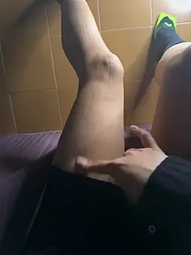 Snapshot of Wet-Pussycat chatting on 03-18-26, 04:54 Wet-Pussycat online show from 03-18-26, 04:54