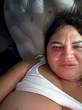 littleRikka online show from 11-21-25, 04:27