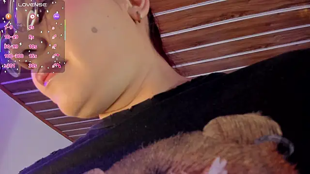 anastasia bee online show from 03-11-25, 11:44