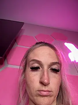  Rapunzel  online show from 03-06-25, 05:24