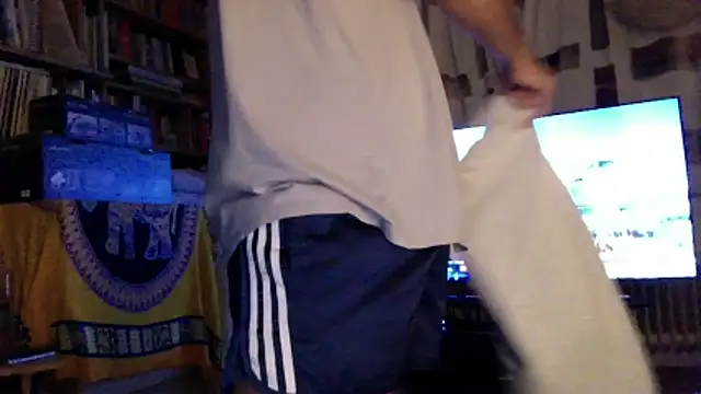 Snapshot of fuckerplayer1 chatting on 02-09-26, 10:47 fuckerplayer1 online show from 02-09-26, 10:47