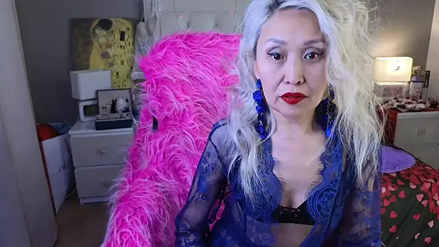 RoxalanaStar online show from 02-18-26, 11:11