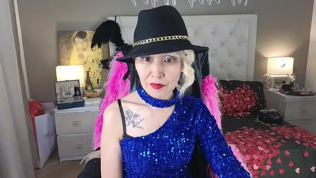 RoxalanaStar online show from 06-12-26, 12:04