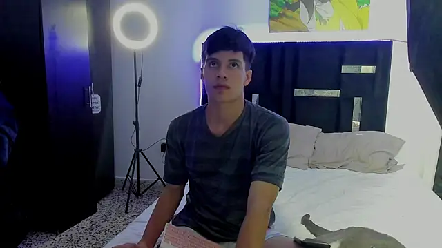 Snapshot of Dimitrixxx__ chatting on 01-06-26, 02:48 Dimitrixxx online show from 01-06-26, 02:48