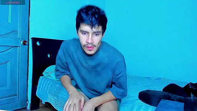 Snapshot of Dimitrixxx__ chatting on 05-28-26, 01:58 Dimitrixxx online show from 05-28-26, 01:58