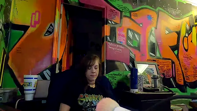 TheDaisyChaos online show from 02-25-25, 01:52