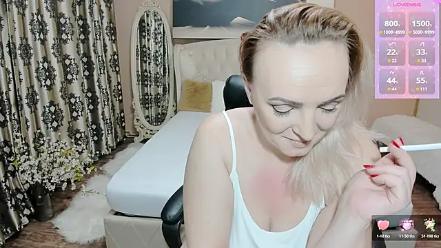 AnneRainn online show from 01-05-26, 07:50