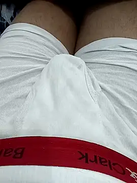 Babyucum4me online show from 12-28-24, 04:52