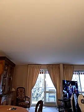 Snapshot of Perv10 chatting on 11-24-25, 09:09 Perv10 online show from 11-24-25, 09:09