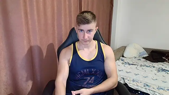 Snapshot of Todhorny9873 chatting on 12-13-24, 06:00 Todhorny9873 online show from 12-13-24, 06:00